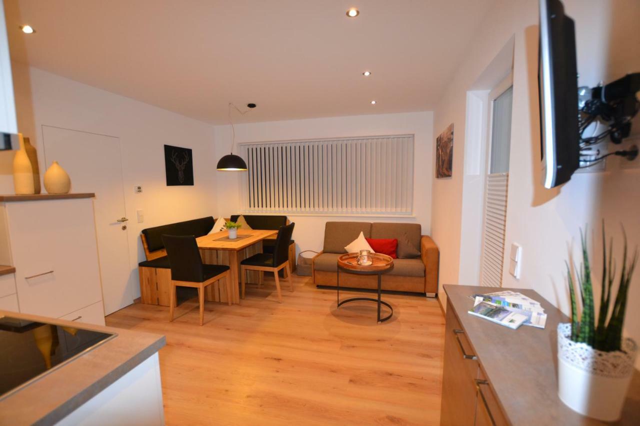 Kramer Apartment *